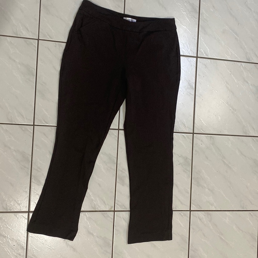 brown lenging style pants